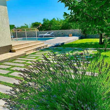 Villa Endi,A Gem Near Sibenik Unesic Екстер'єр фото